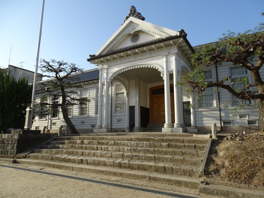 明治校舎-1